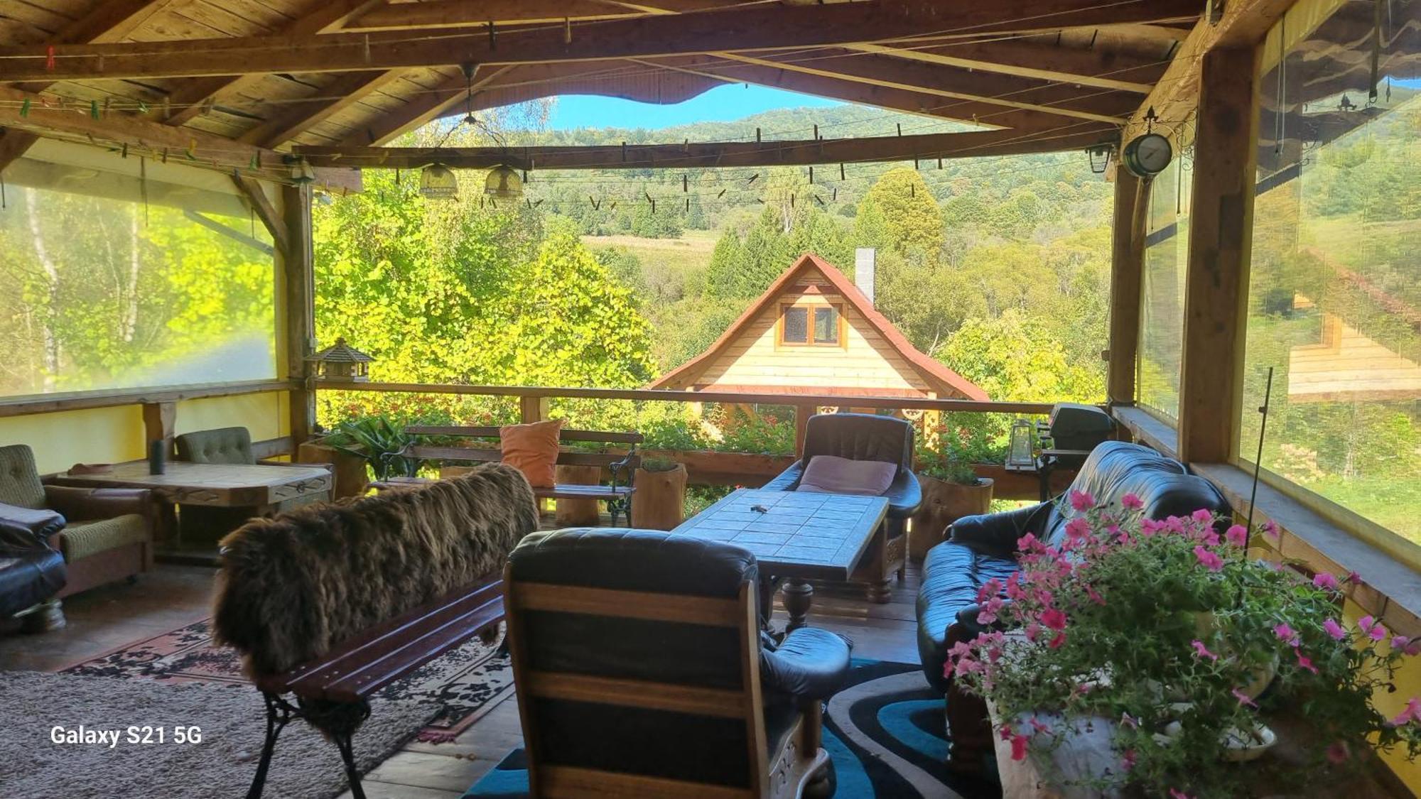 Pod Smerekiem Farm stay *